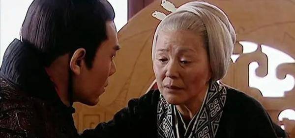 至于刘彻取刘荣而当太子这事，大家都知道，这窦太主当然功不可没，这里就不赘述了。