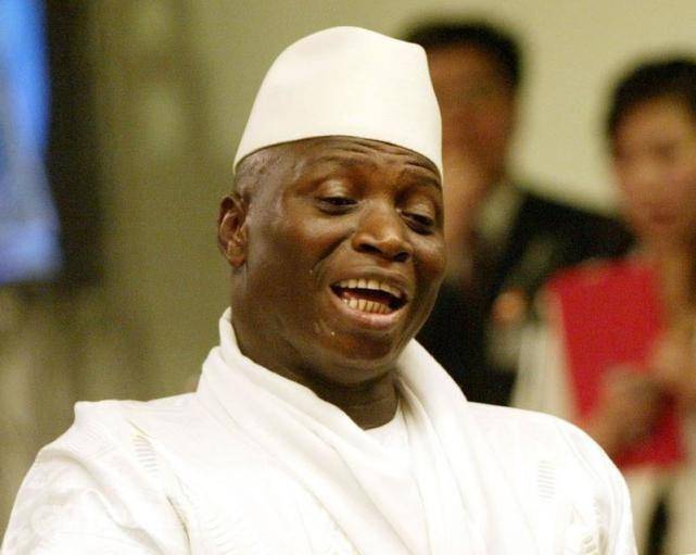 "冈比亚:只有一架二手苏25战机,叫嚣横扫五常_国家_叶海亚·贾梅_威胁