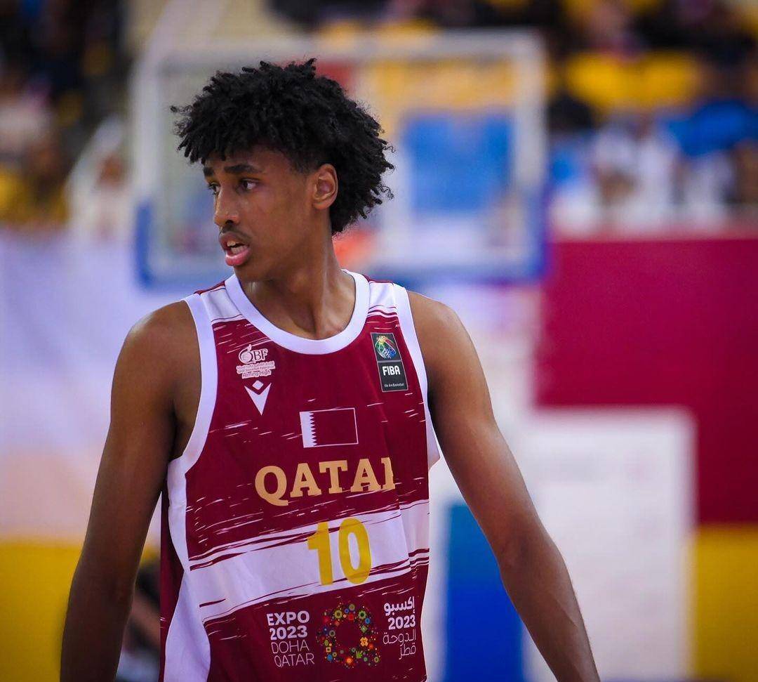 原创卡塔尔新星哈马德穆萨追随父亲的脚步参加耐克篮球峰会