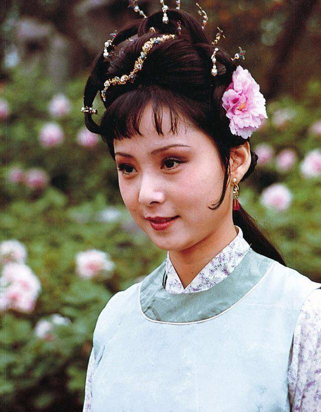 原创原创俏晴雯张静林的唏嘘情史和她的9年为夫还债路