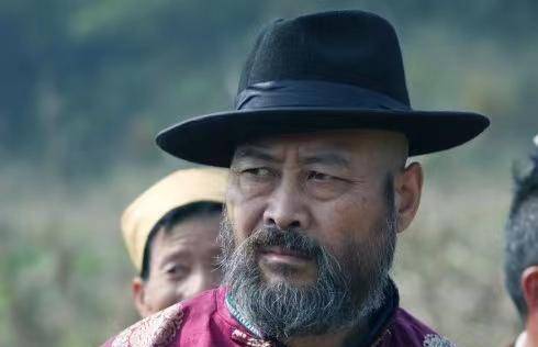 原创乌蒙匪事第20回文泰来搅局英雄会晚晴天甘愿做人质