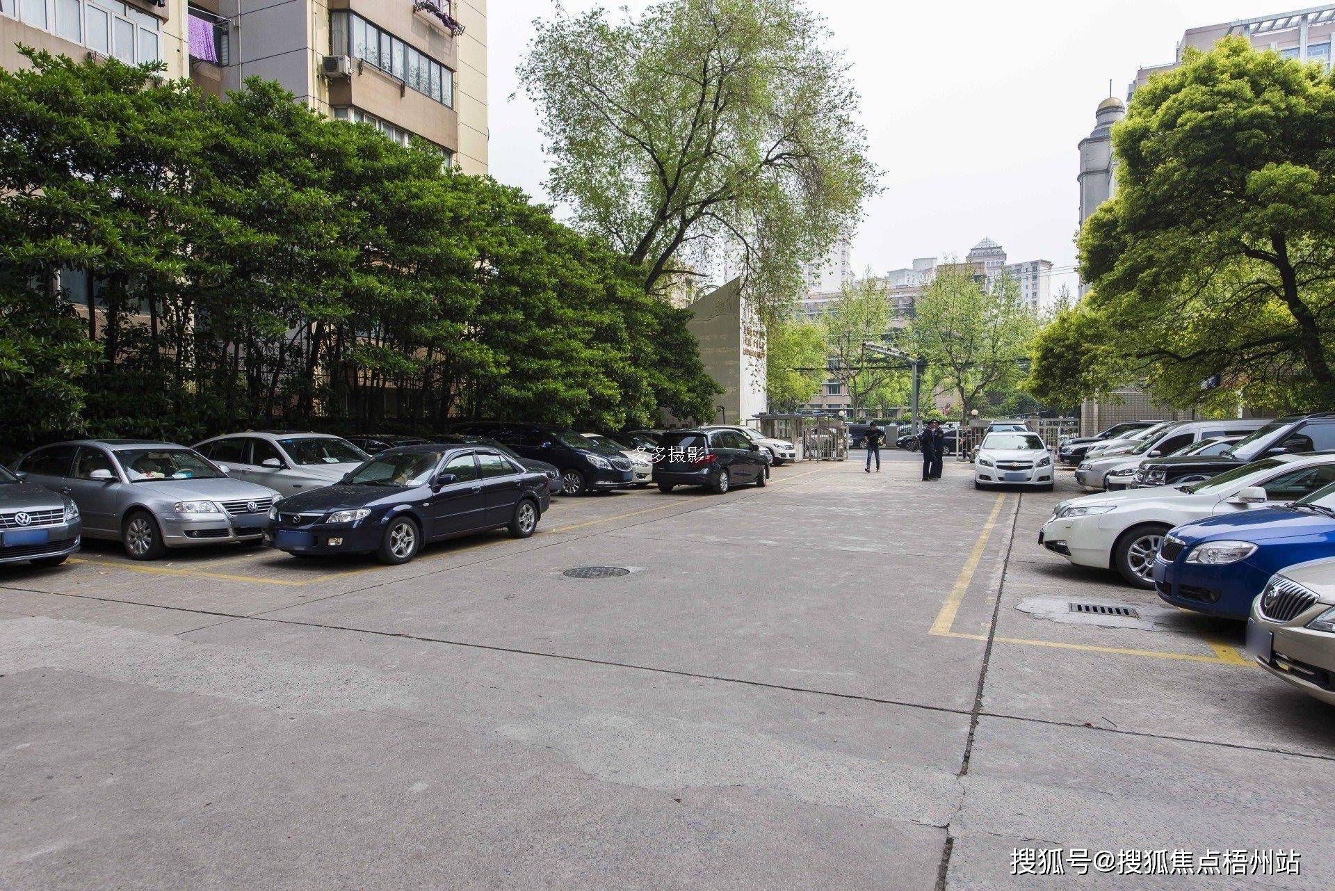 上海海洋石油大厦联合办公租120人工位精装修交通便利可注册