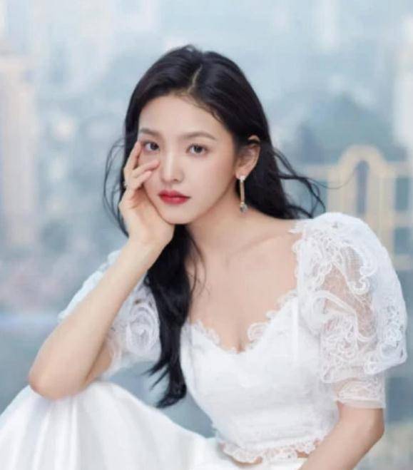 原创原创网红转型演员的4位女星前3位成功出圈最美的她戏红人不红