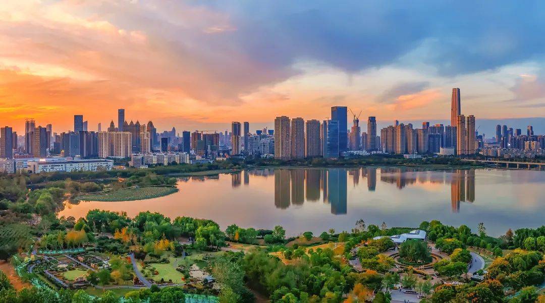 建发朗玥售楼处电话→武汉武昌沙湖建发朗玥→售楼中心首页网站→楼盘