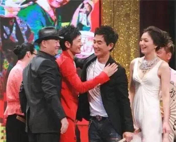 圈里最令人百思不得其解的合照,再也不会有第二张_有合作_网友_杨幂