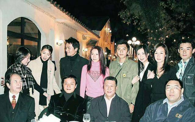 何超琼早已给出了答案_张国荣_何鸿燊_陈百强