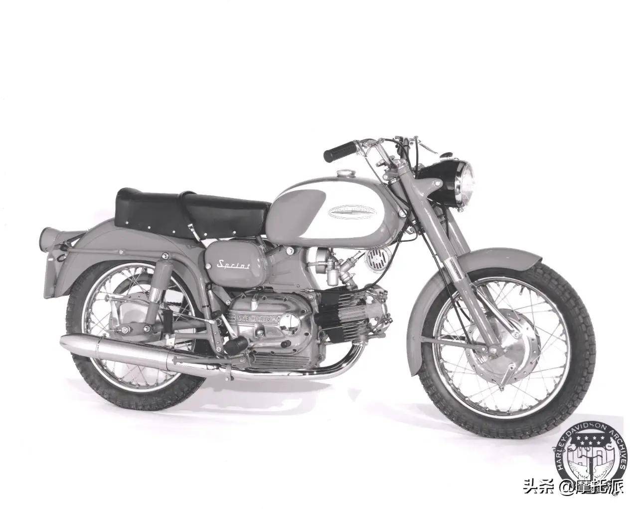 1964)三轮servi-car摩托车成为第一款安装电启动器的哈雷戴维森摩托车