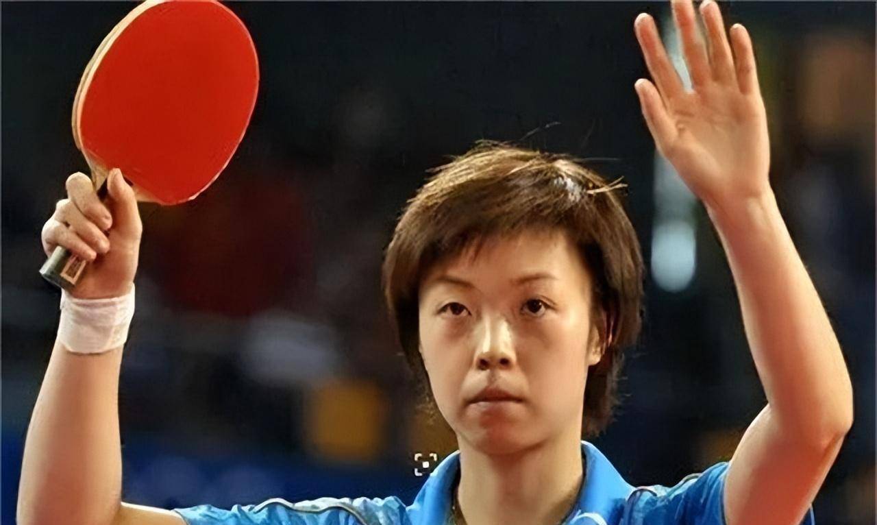 而等到第二年张怡宁和徐威结婚,这件事就不了了之了.