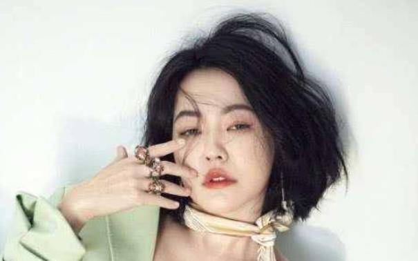 小s曾被家暴丈夫不忠诚新闻不稀奇她为何还要维护夫妻恩爱形象