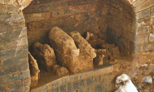 千古一帝隋炀帝寒酸墓地杨广仅剩下两颗牙齿图8是萧后的遗骸