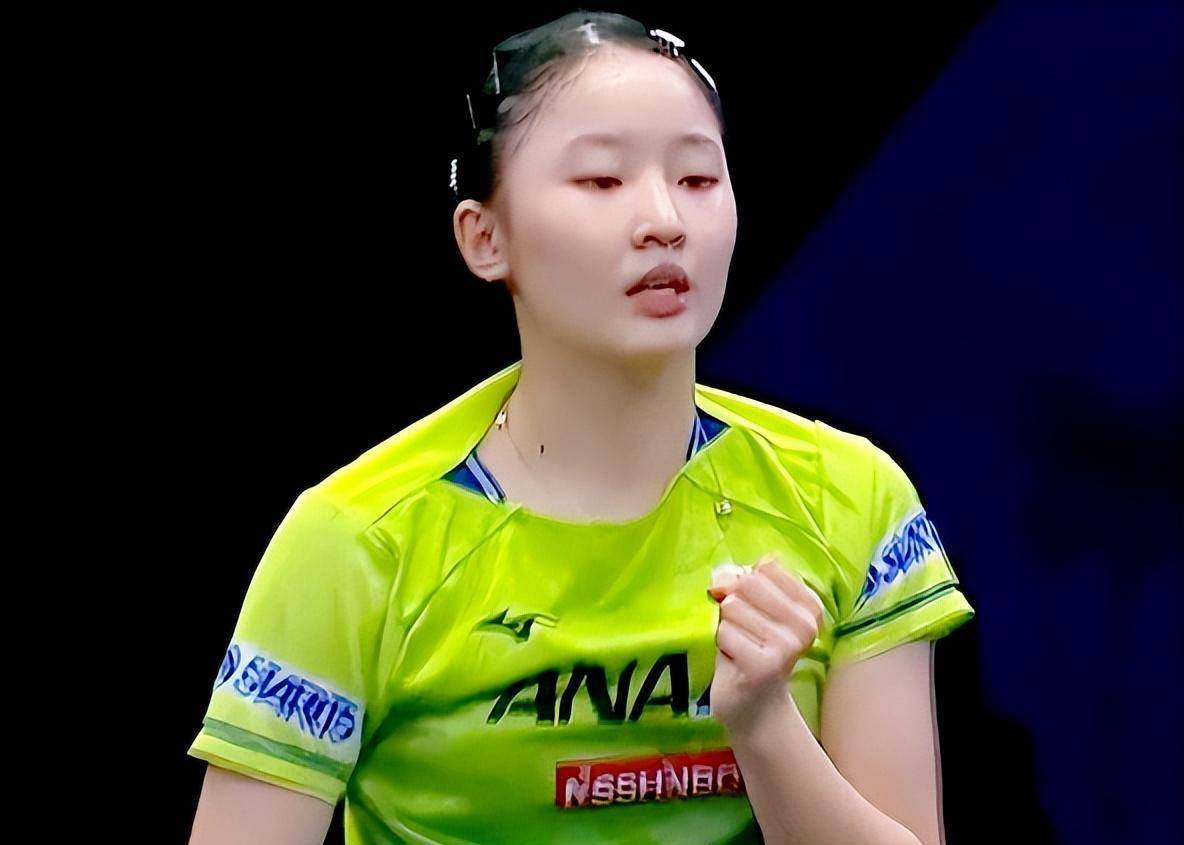 之前的国外选手多数是反手体系,正手拉胯,比如福原爱 伊藤 平野.