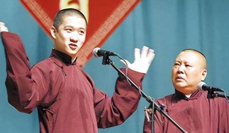 曹云金何云伟开直播谈德云社旧事称呼昔日恩师为郭老师