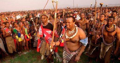 原创非洲一小国国王在位61年娶了一百多个王妃有一千多个子孙