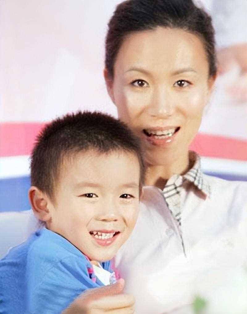 原创天下第一双葛菲顾俊是冤家也是姐妹退役后都嫁了好人家