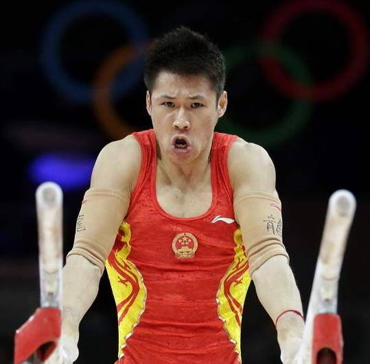 原创奥运冠军张成龙长得帅被富婆倒追3年今身价过亿成人生赢家