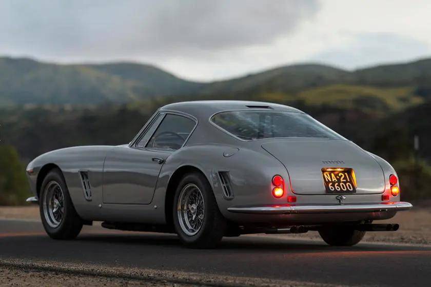 榜单上的第二辆短轴距版法拉利250 gt的成交价高于第一辆,它在rm