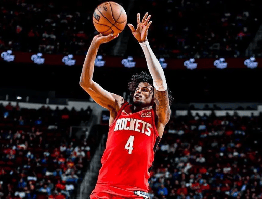 升空高飞火箭击退公牛紧追湖勇格林被平反狄龙仗义