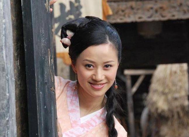 原创武林外传最美女神倪虹洁当初比闫妮还火爆红后去开客栈