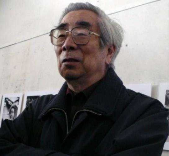 而每当他们偶尔跟人抱怨的时候,往往会被人认为是"身在福中不知福""故