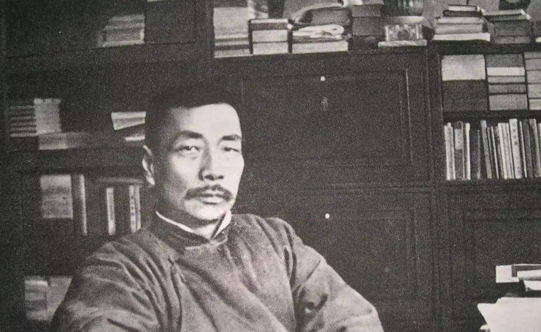 原创同为爱国人士为何秋瑾对鲁迅不满两人有何过节