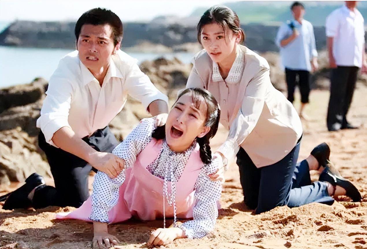 如意算盘落空的她不甘心就这样回到家乡,开始了自己的"北漂"生活