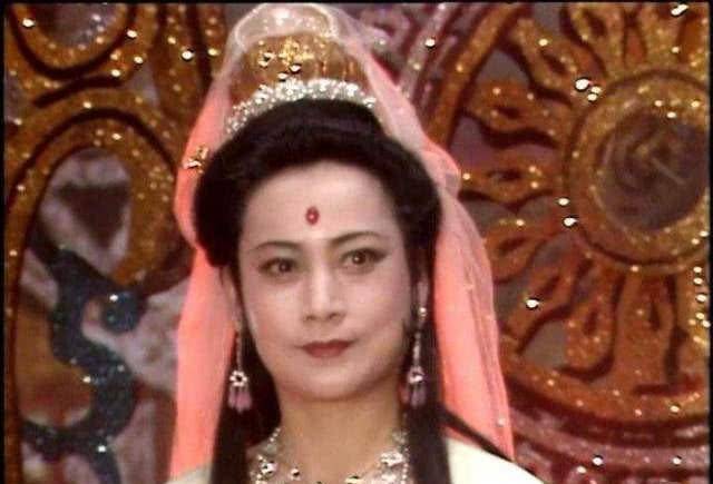 元始天尊对门下弟子也是区别对待十二金仙手中法宝也是有强有弱