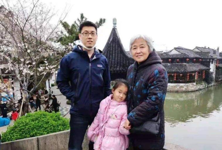 原创上海33岁女博士闫宏微赴美抗癌不幸病逝今丈夫带幼女独自生活