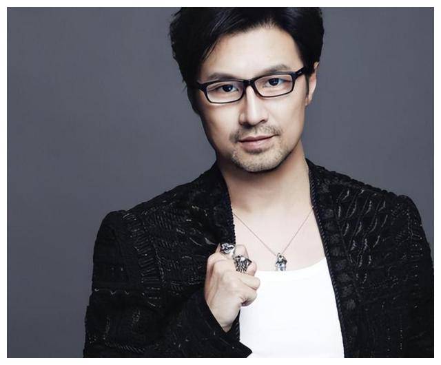 汪峰成功接盘四婚陈露的丰富经验让他无所顾忌