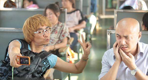 原创《囧妈》:徐峥有所进步,还是原地踏步?_伊万_徐来_母亲