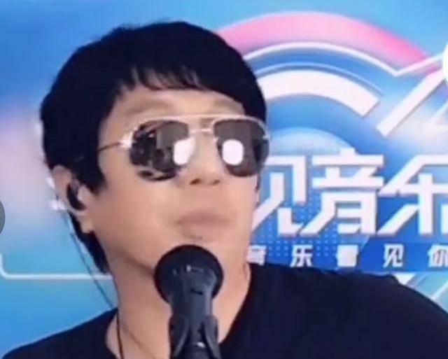 原创原创乐队的夏天三儿说水木年华油腻郑钧为他抱不平算老几啊