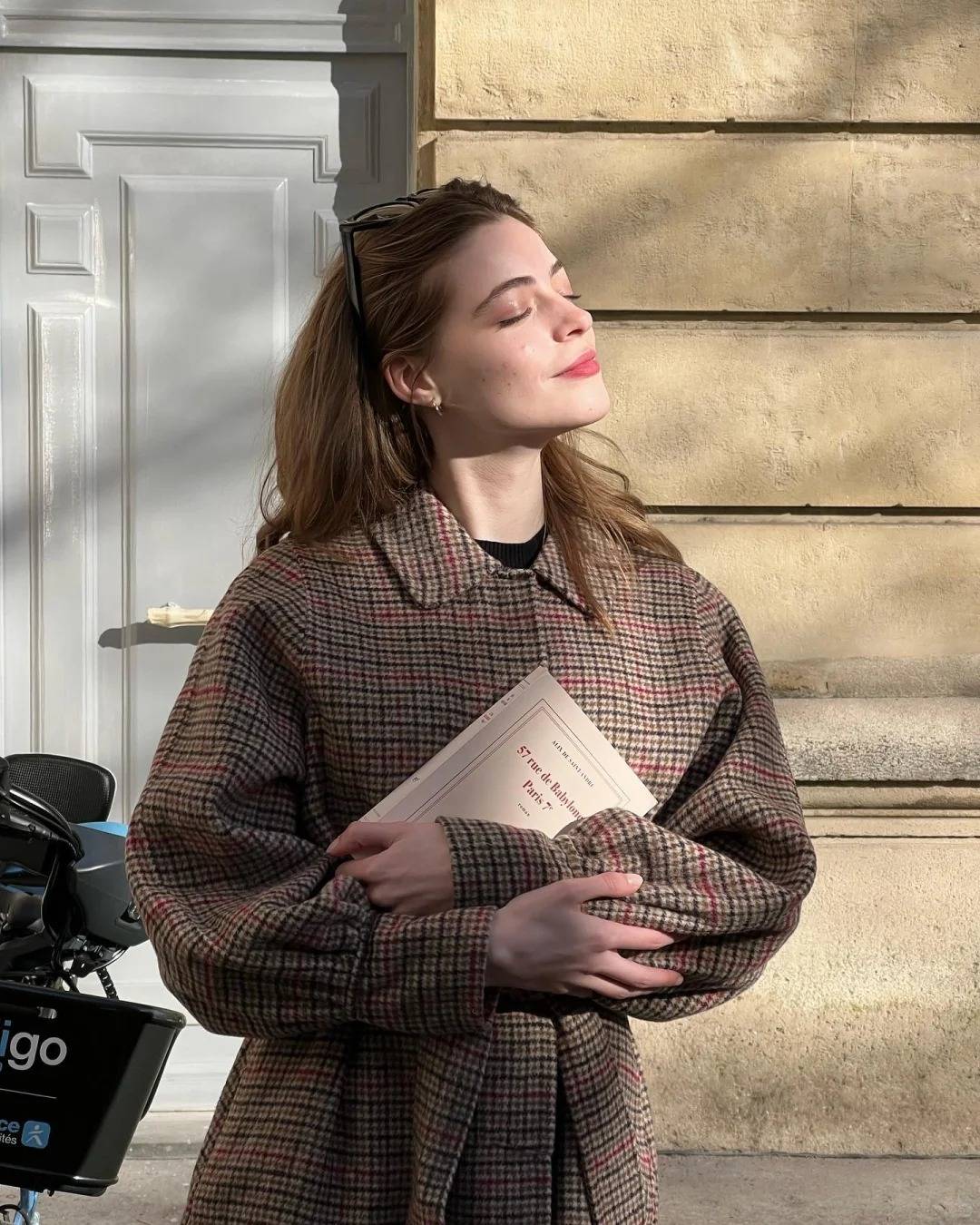 穿搭灵感跟着法国博主轻松拿捏简约和高级