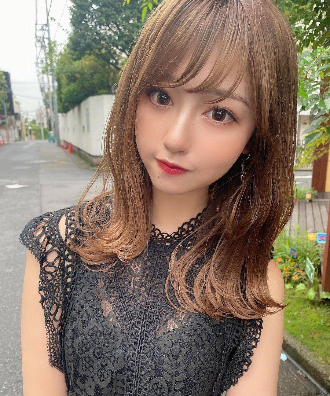 最后就是裙子的选择,夏天是穿裙子的最佳季节之一了,再加上日系女生