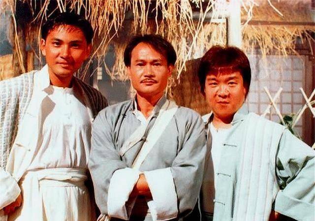 林正英的这个"毛病",导致洪金宝等朋友在与他喝酒时,不得不拿绳子捆住