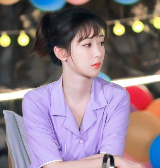 原创《家有儿女》全员大重聚,杨紫与张一山视频通话,张一山满脸疲惫