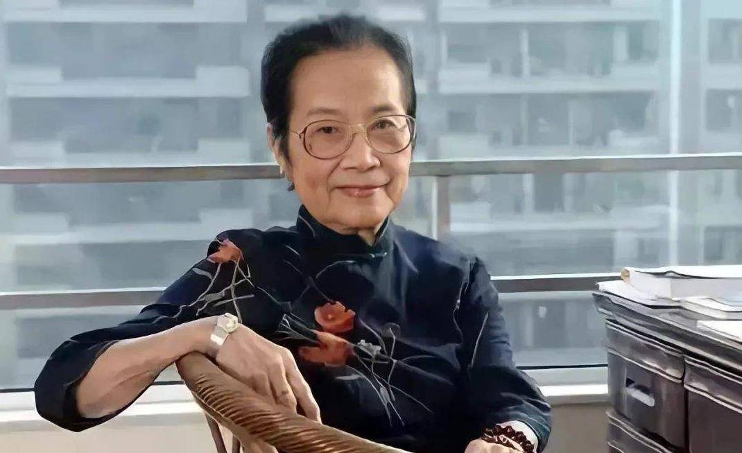 原创奇女子叶曼精通儒道佛准确预言当今中国崛起享年103岁