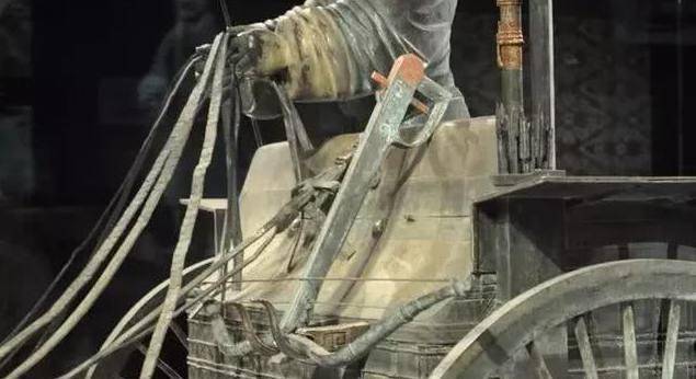 这种兵器帮助秦国横扫六国, 真实威力至今仍众说纷纭_秦弩_秦军_射程