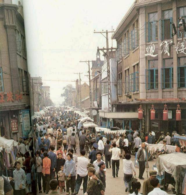 老照片1985年吉林长春历史情景看下北国春城变化有多大