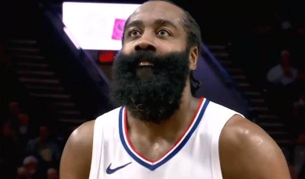 哈登卡子哥轮流暴走快船击溃鱼腩球队一扫颓势扬帆起航