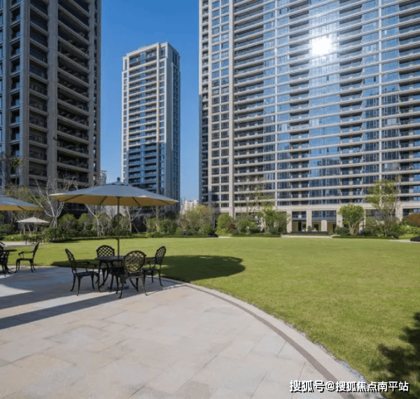 蓝光雍锦府售楼处电话4001598559转5678售楼中心