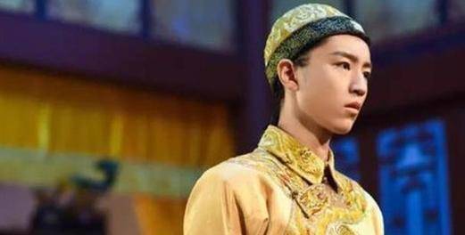 他是道光皇帝长子,幼年缺少父爱,因不受宠,直接被道光一脚踢死_奕纬