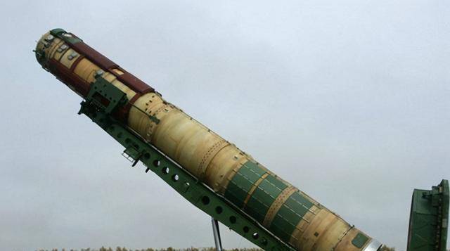 这名苏联中校的一次抉择,改变了世界历史的走向_美国_古巴导弹危机_核