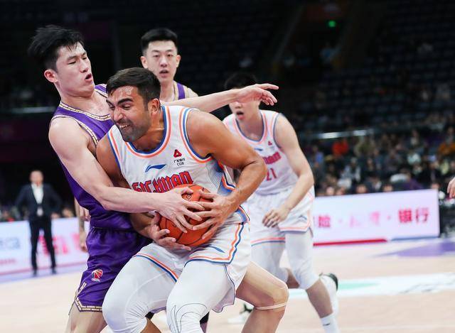 四川男篮困境:欠薪问题影响队员状态与球队前景_球员_赛季_自然