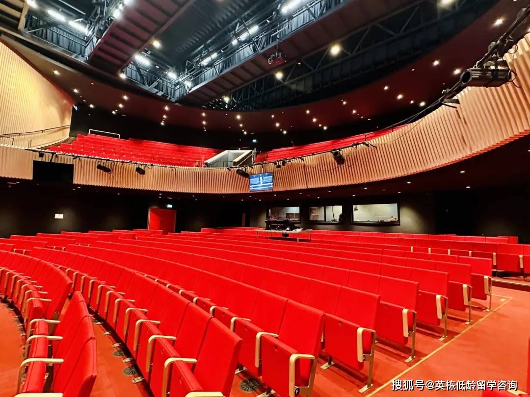 阿宾顿中学abingdon schoolabingdon school(阿宾顿中学)成立于1100年