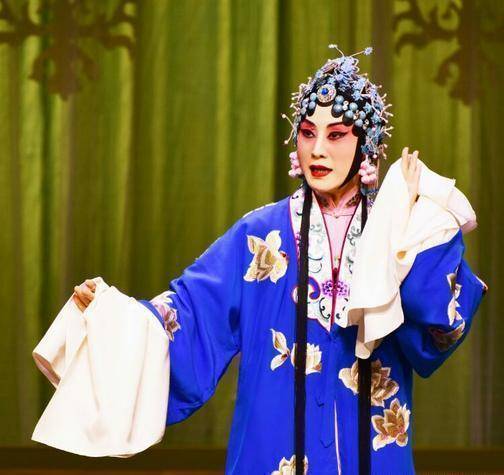 原创京剧名家张火丁艺不惊人死不休这种态度值得青年演员学习