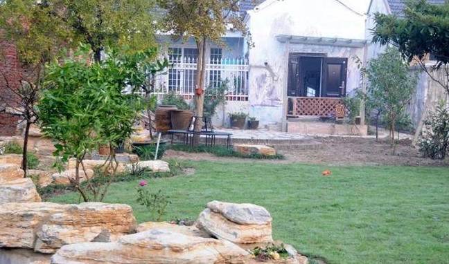 原创夫妻俩坚持了六年将荒地变花园所见之处皆是美景