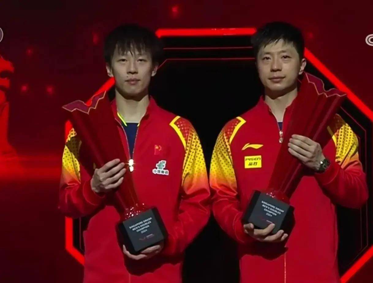 个冠军奖杯,显示了我们乒乓球队的强大实力,是一代乒乓球运动员的结果