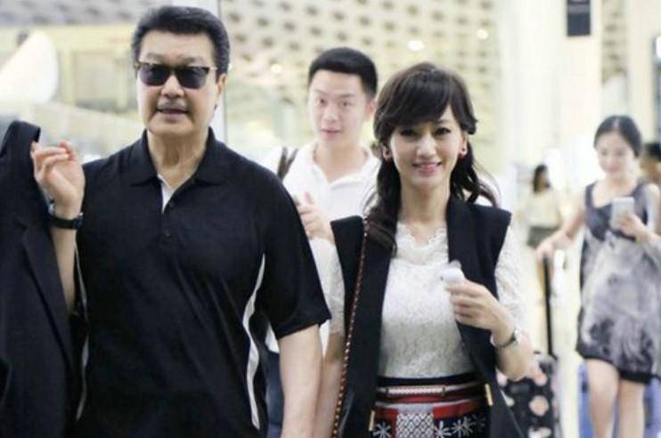 赵雅芝二嫁大自己八岁学霸丈夫相爱40载依旧相濡以沫