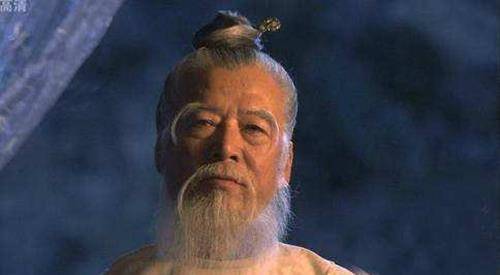 《史记》记载她给薄姬看过相,说薄姬"云当生天子",薄姬的丈夫魏王豹没