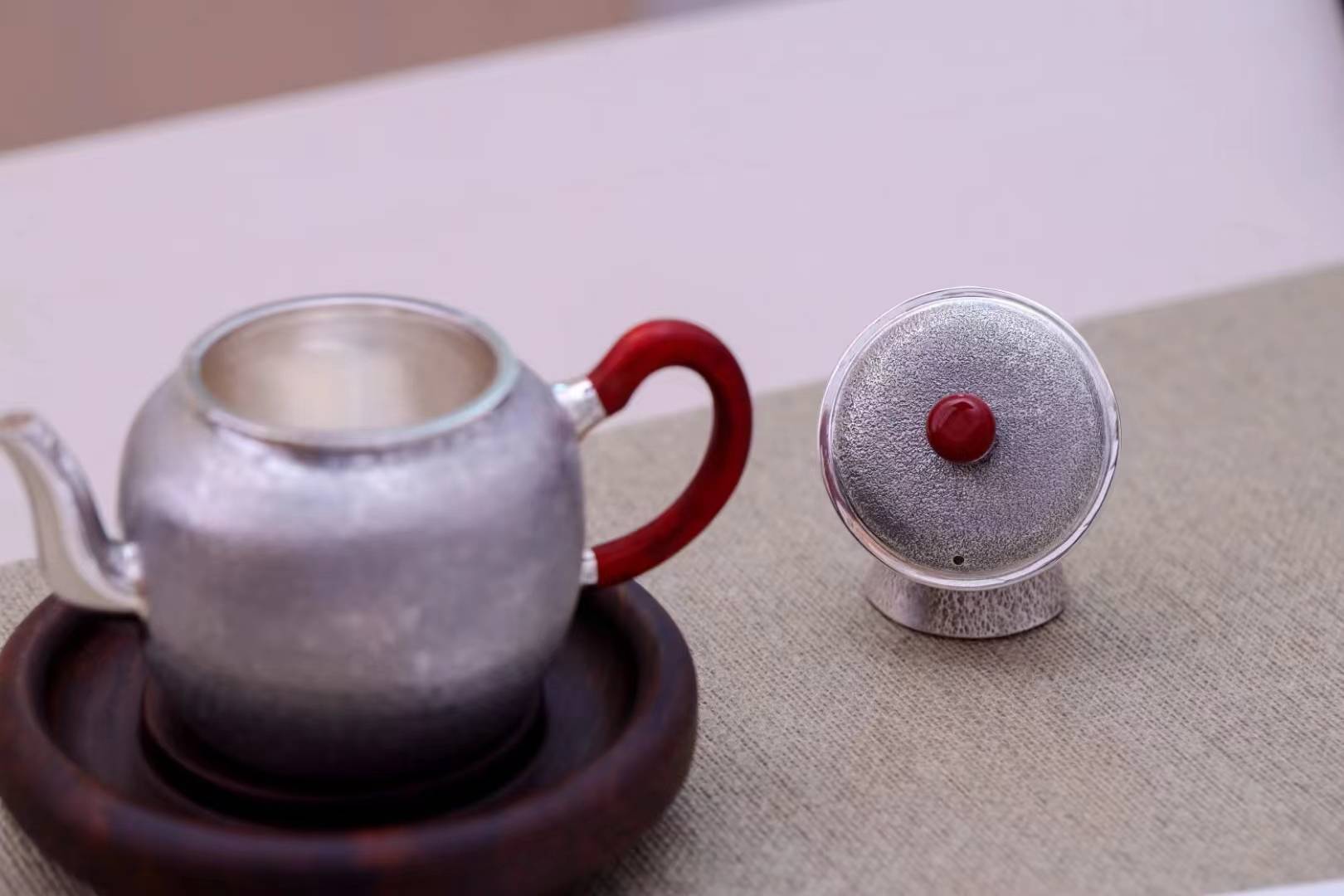 手作银壶赏心悦目再续经典光辉