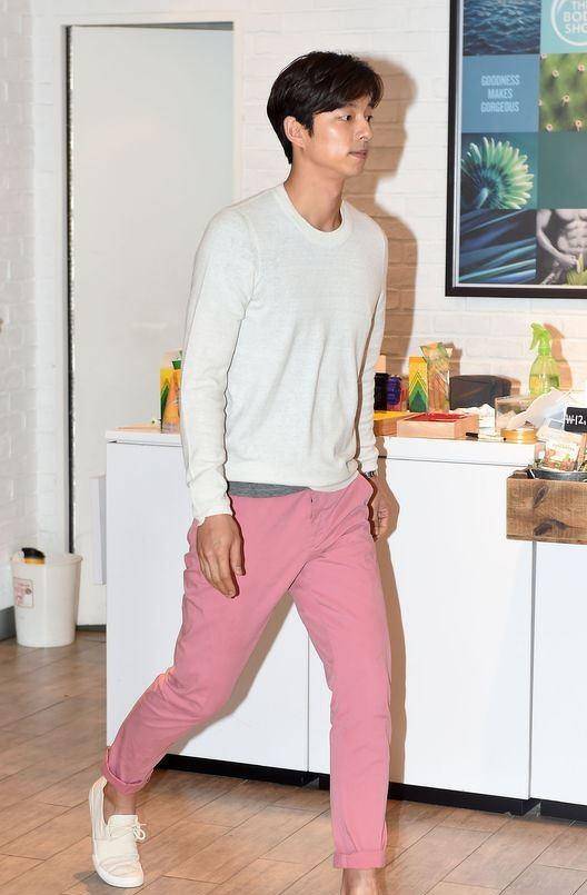 原创男生粉红没问题从玄彬到孔刘李敏镐这些男神穿上粉红更帅气